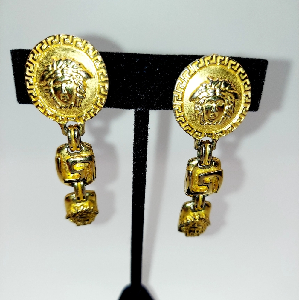 Vtg Gianni Versace Gold Medusa Head Coin Swing Drop Clip On Earrings VGVC!